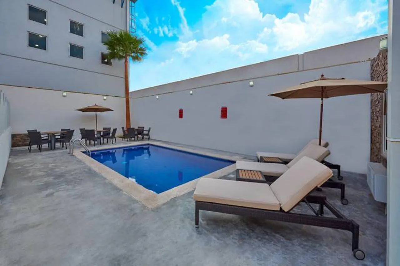Extended Suites Cancun Cumbres Mexico
