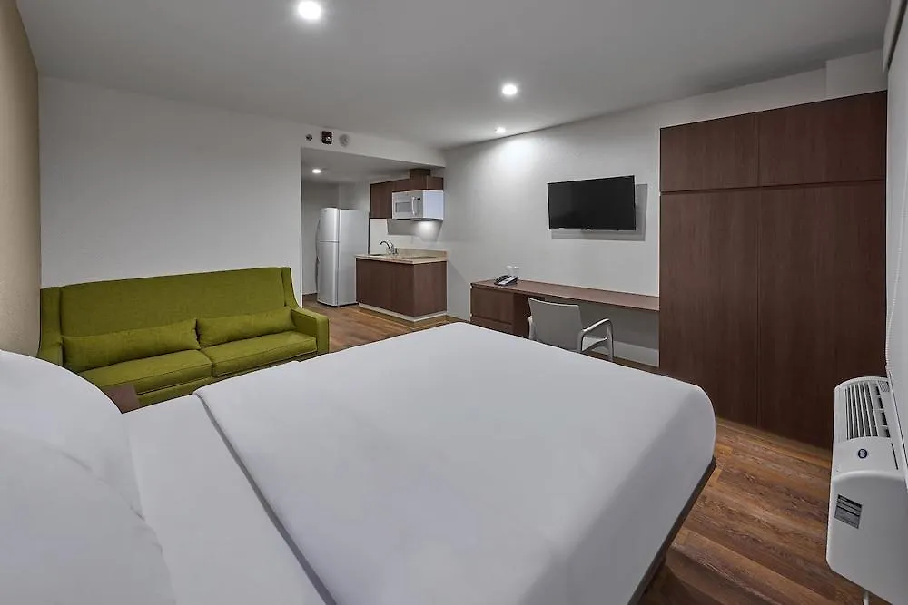 Extended Suites Cancun Cumbres Mexiko