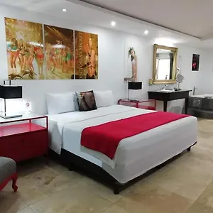 Hotel Essenzia De, Cancún