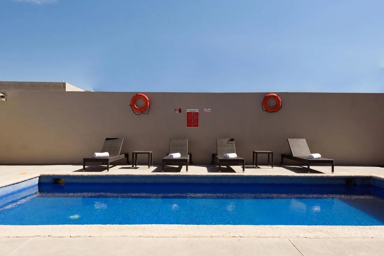 Extended Suites Cancun Cumbres